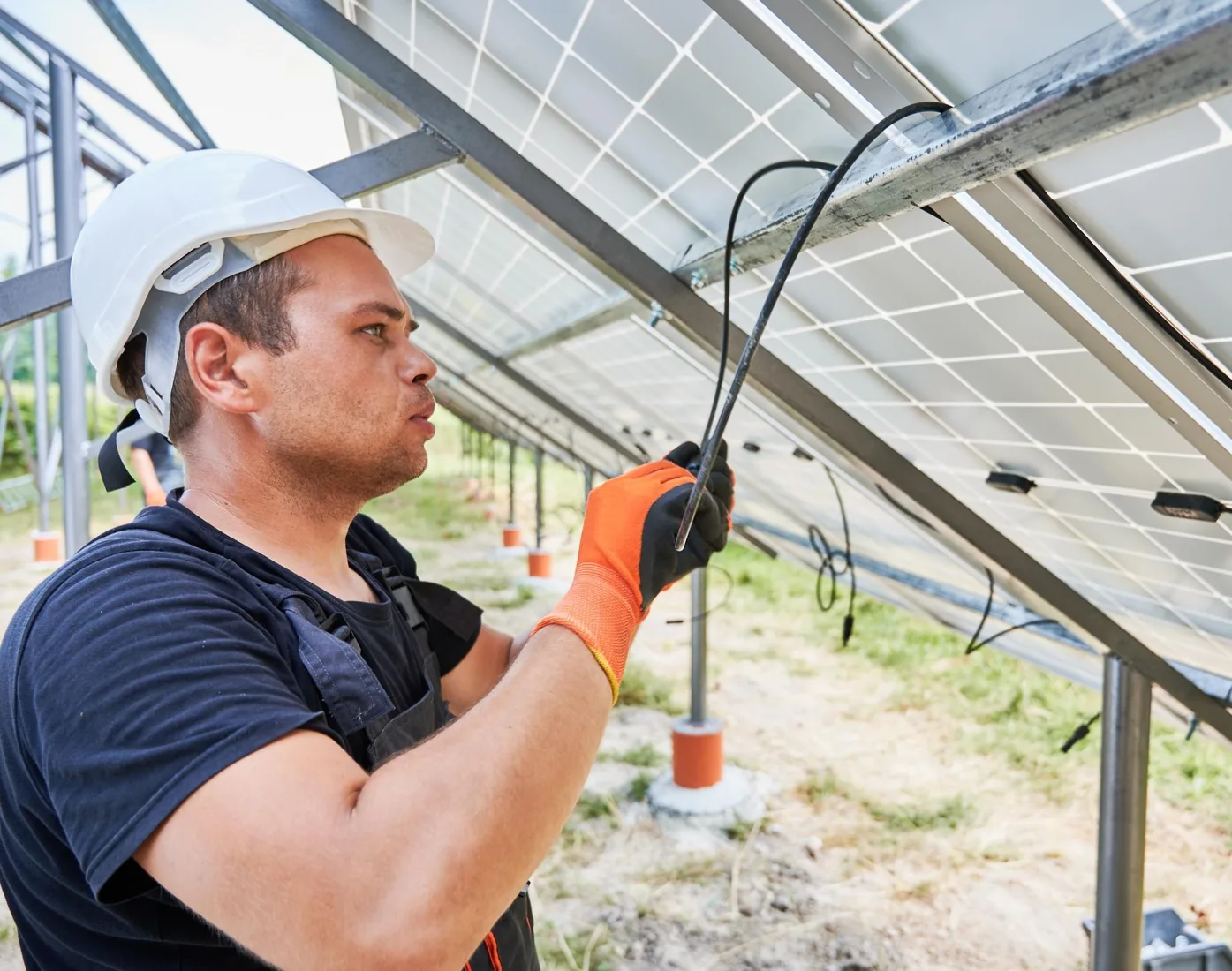 Installation de panneaux solaires sur toiture